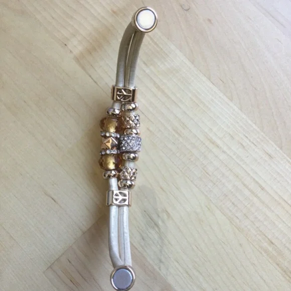 Bracelet - Picture 2 of 3